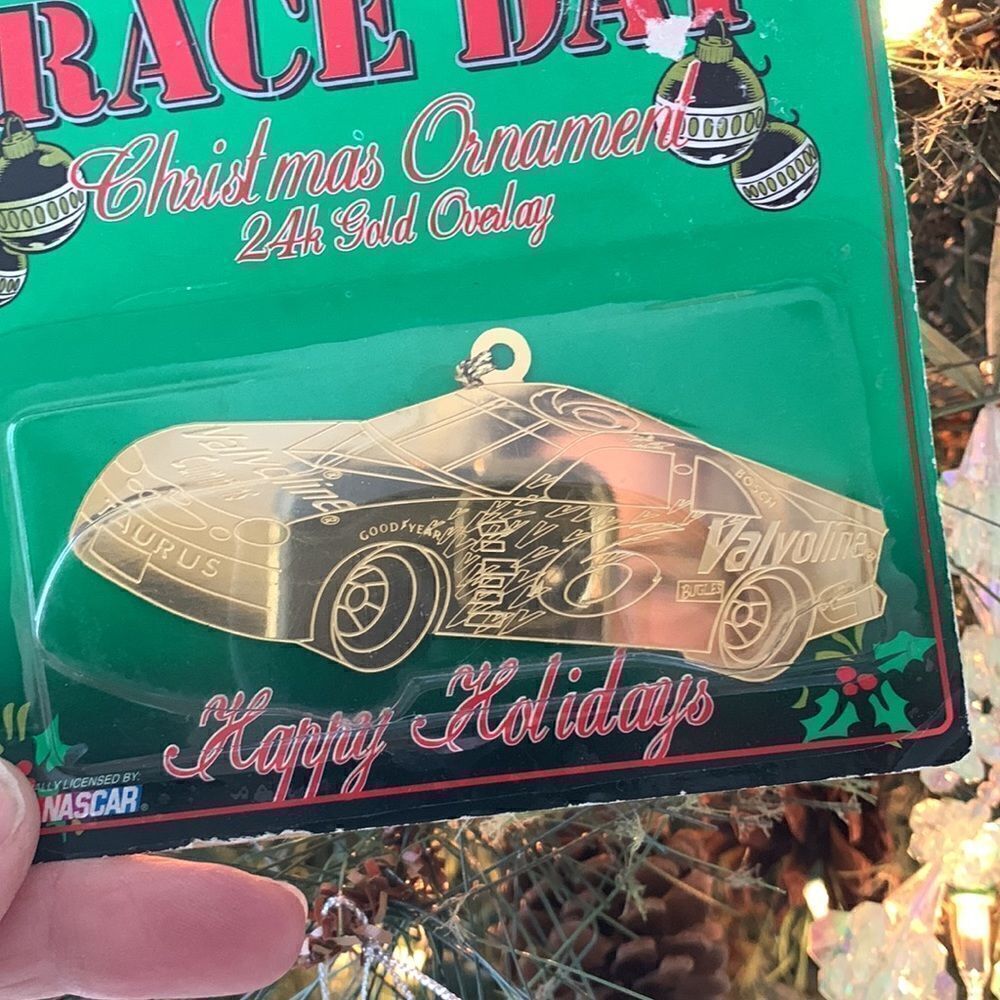 NWT vintage nascar Ford racing Christmas ornament #6 Valvoline Mark Martin 1998